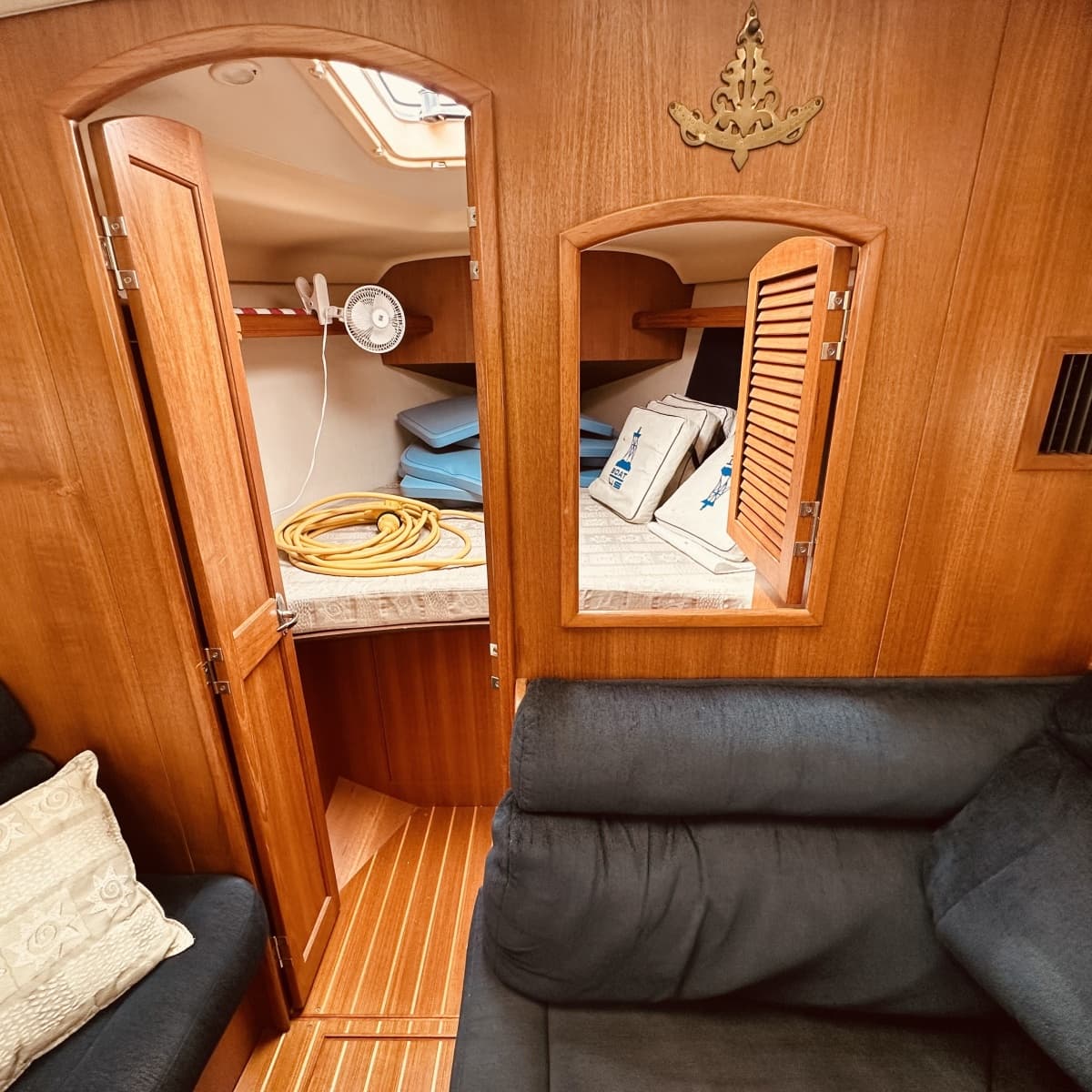 2002 Hunter 356 - Photo 25