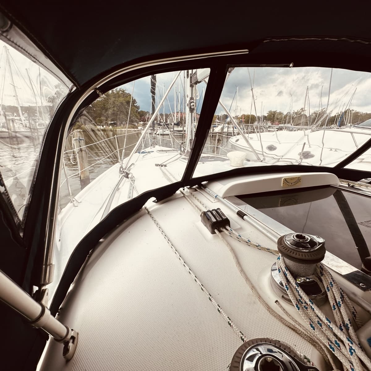 2002 Hunter 356 - Photo 11
