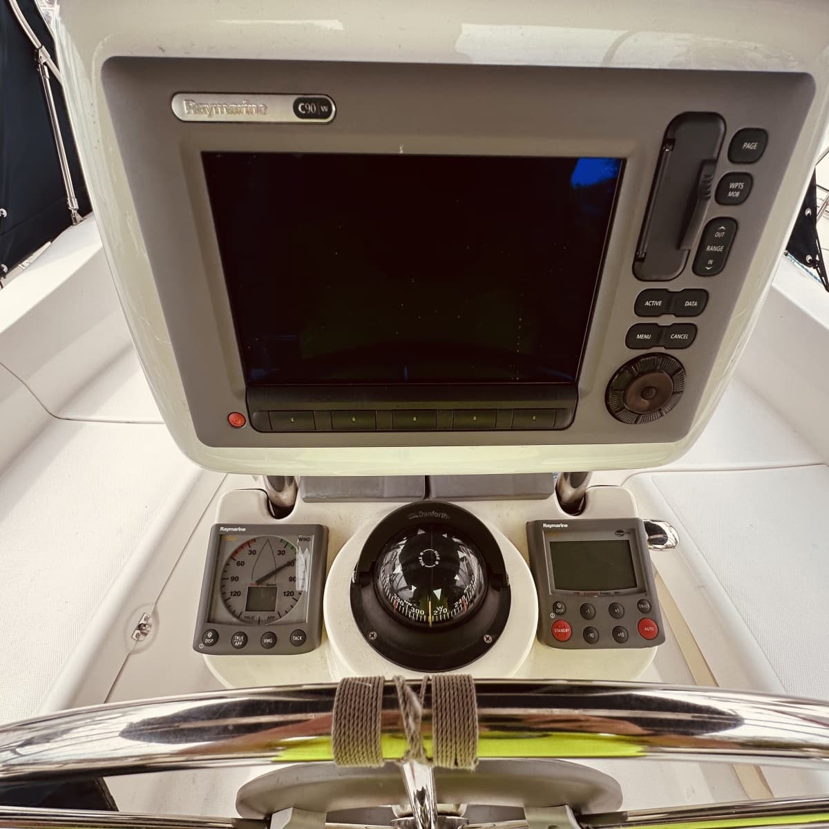 2002 Hunter 356 - Photo 10