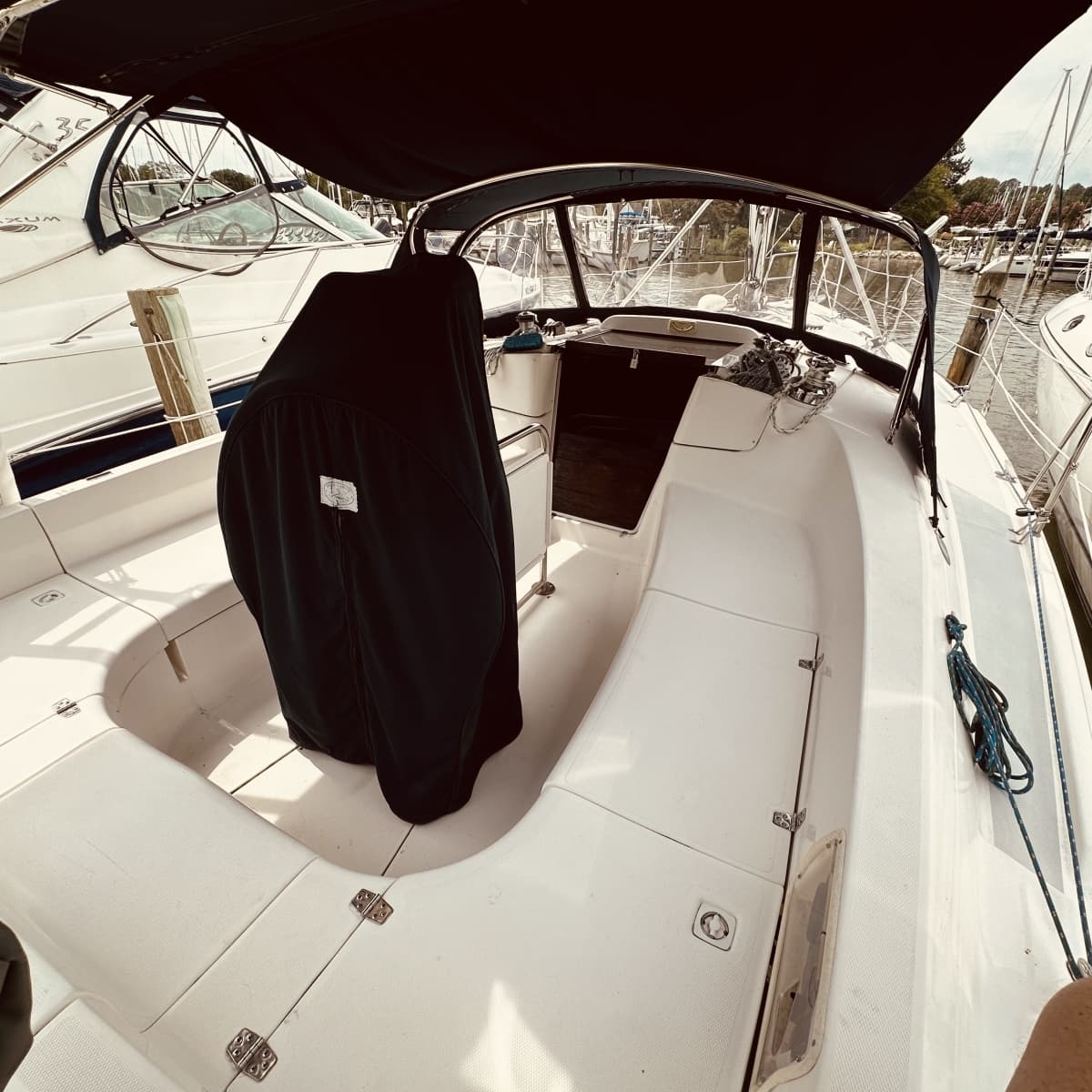 2002 Hunter 356 - Photo 9
