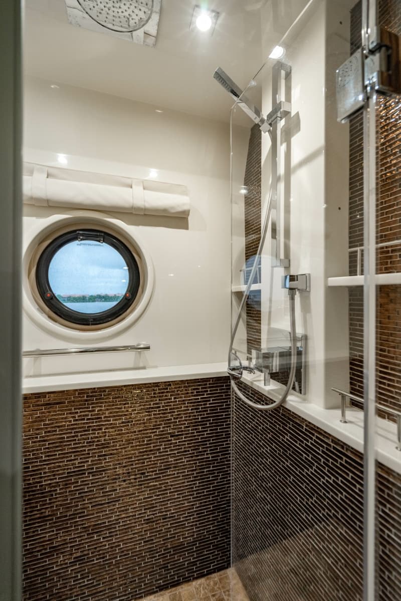 2017 Sea Ray L65 - Photo 102