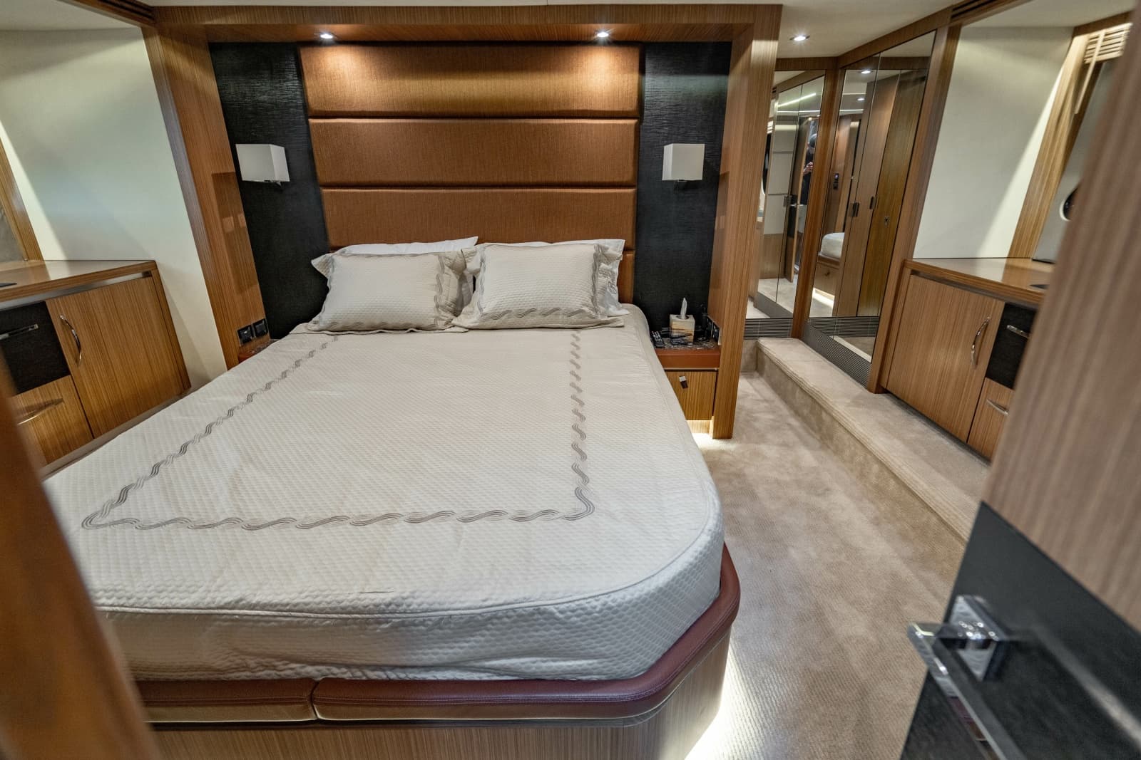 2017 Sea Ray L65 - Photo 44