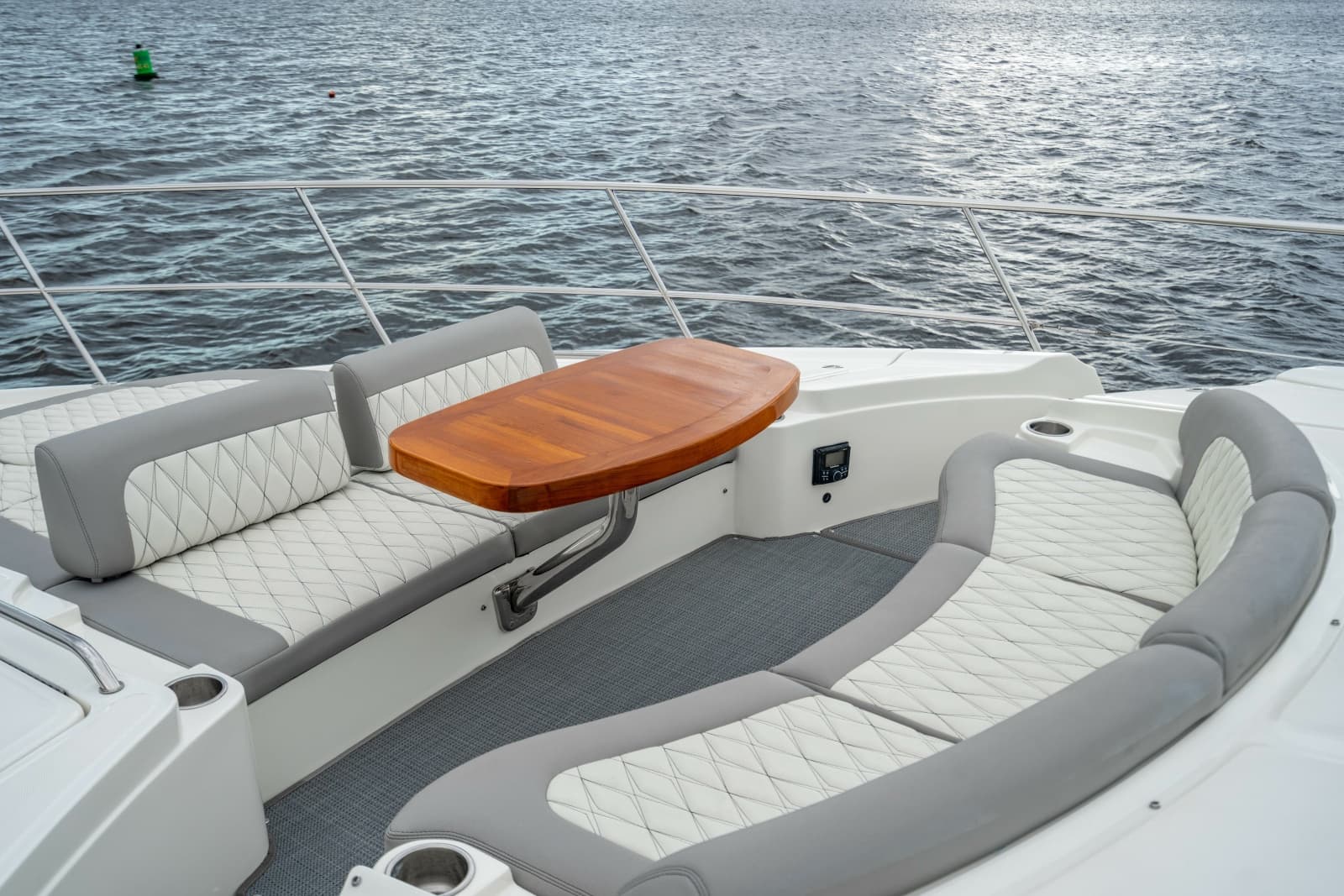 2017 Sea Ray L65 - Photo 65