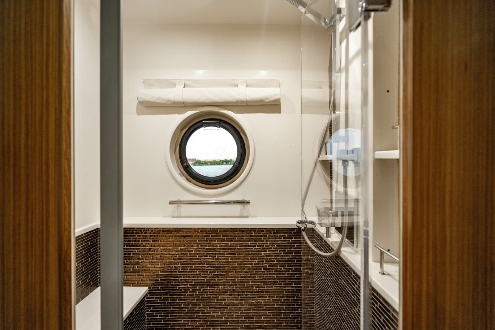 2017 Sea Ray L65 - Photo 100