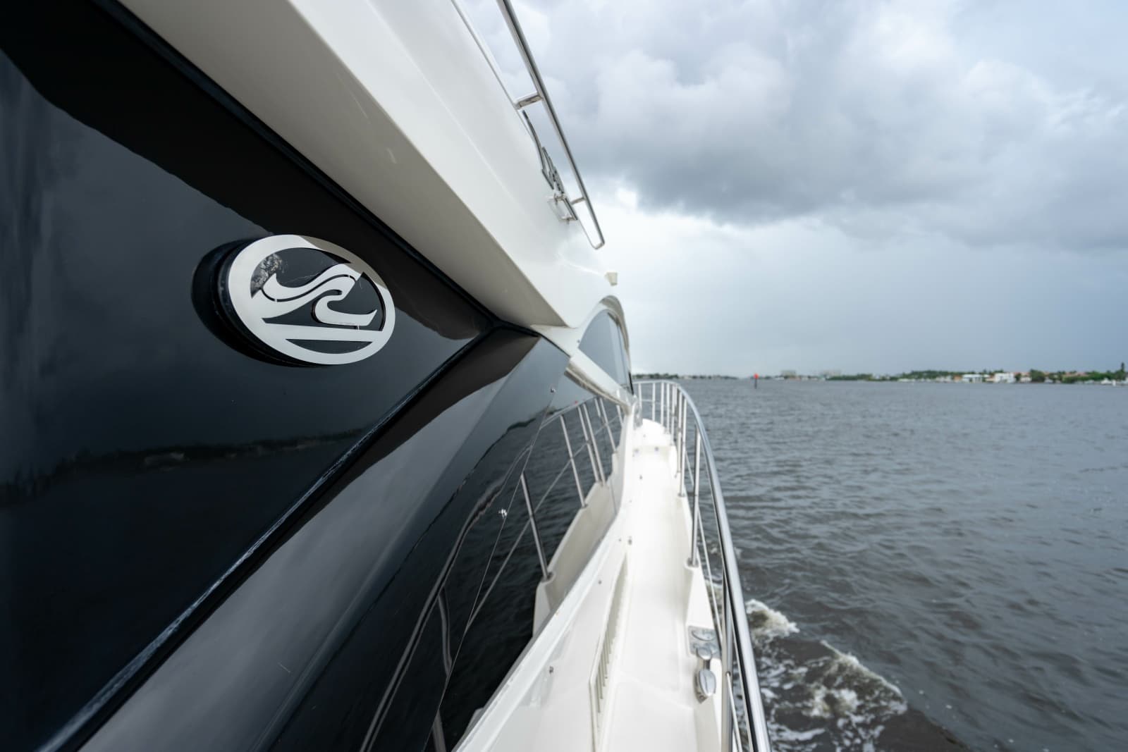 2017 Sea Ray L65 - Photo 50