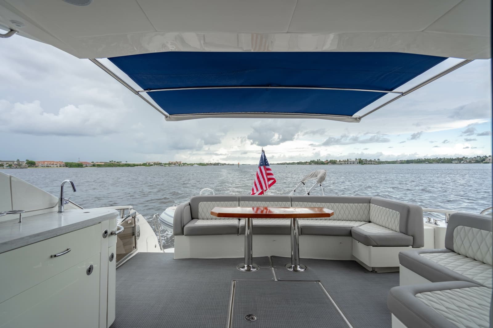 2017 Sea Ray L65 - Photo 59