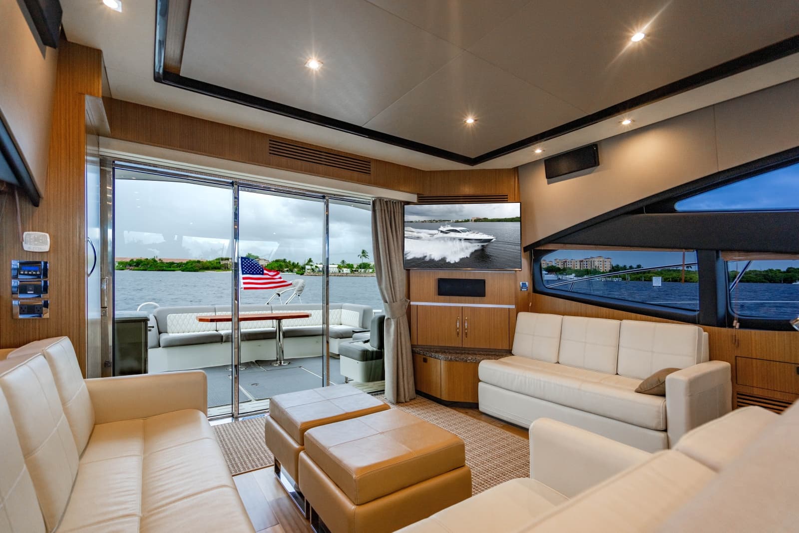 2017 Sea Ray L65 - Photo 94