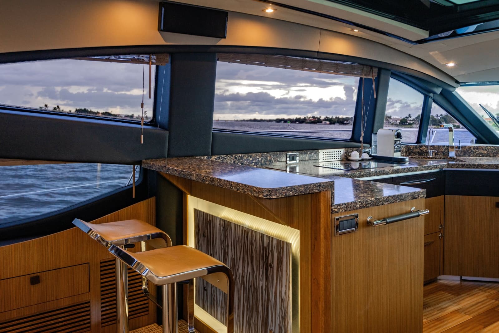2017 Sea Ray L65 - Photo 80