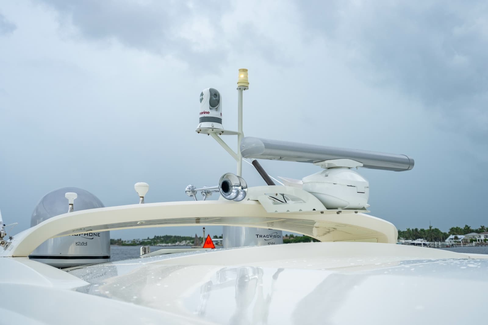 2017 Sea Ray L65 - Photo 71