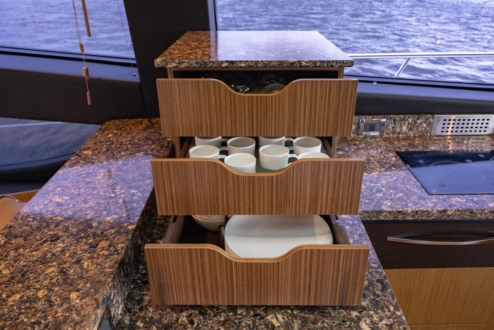 2017 Sea Ray L65 - Photo 77