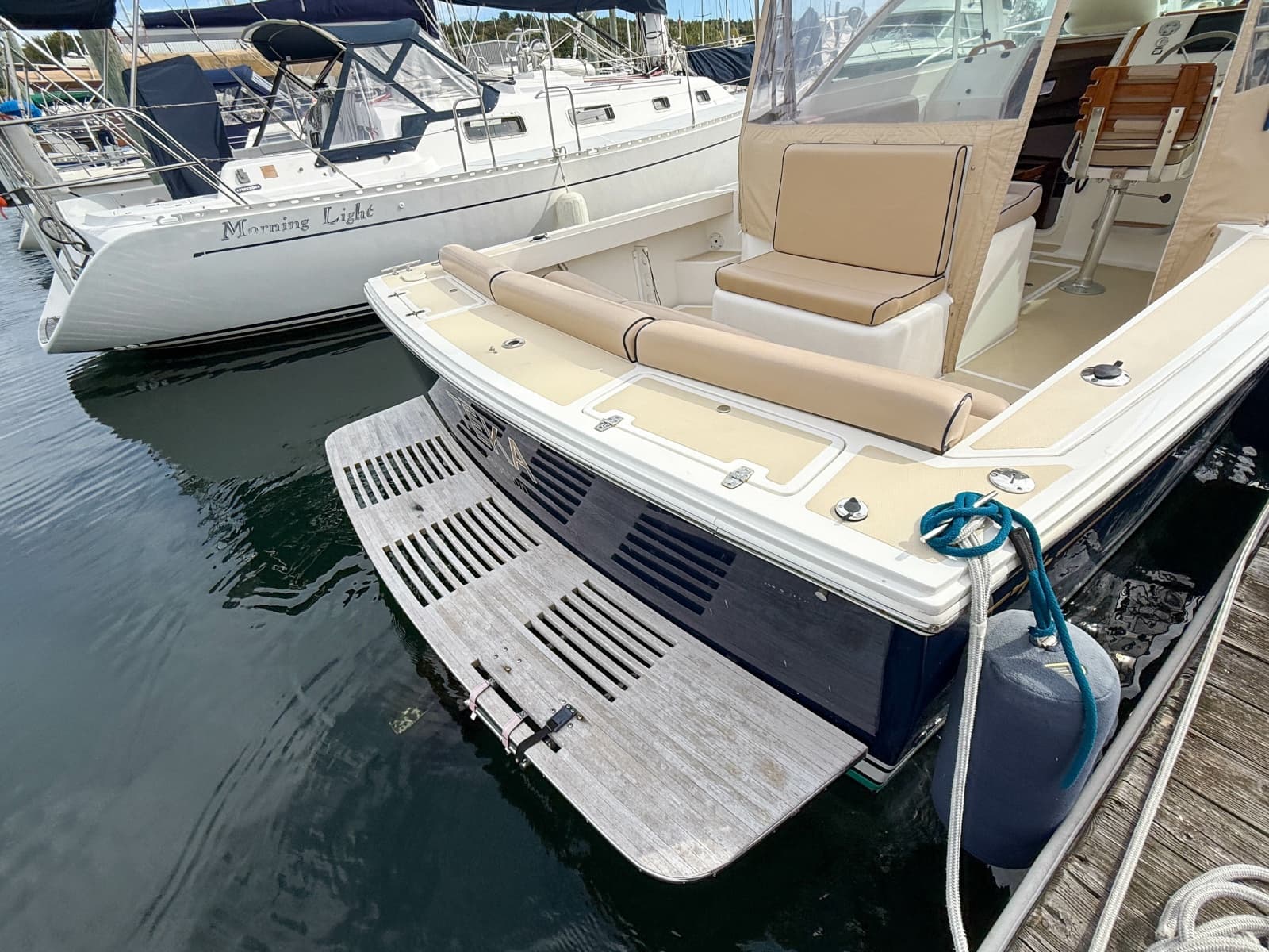 2004 Hunt Yachts SurfHunter 29 - Photo 3