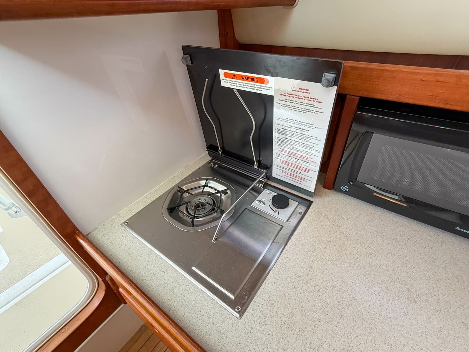 2004 Hunt Yachts SurfHunter 29 - Photo 18