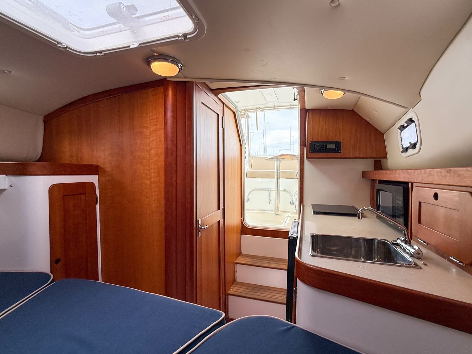 2004 Hunt Yachts SurfHunter 29 - Photo 24