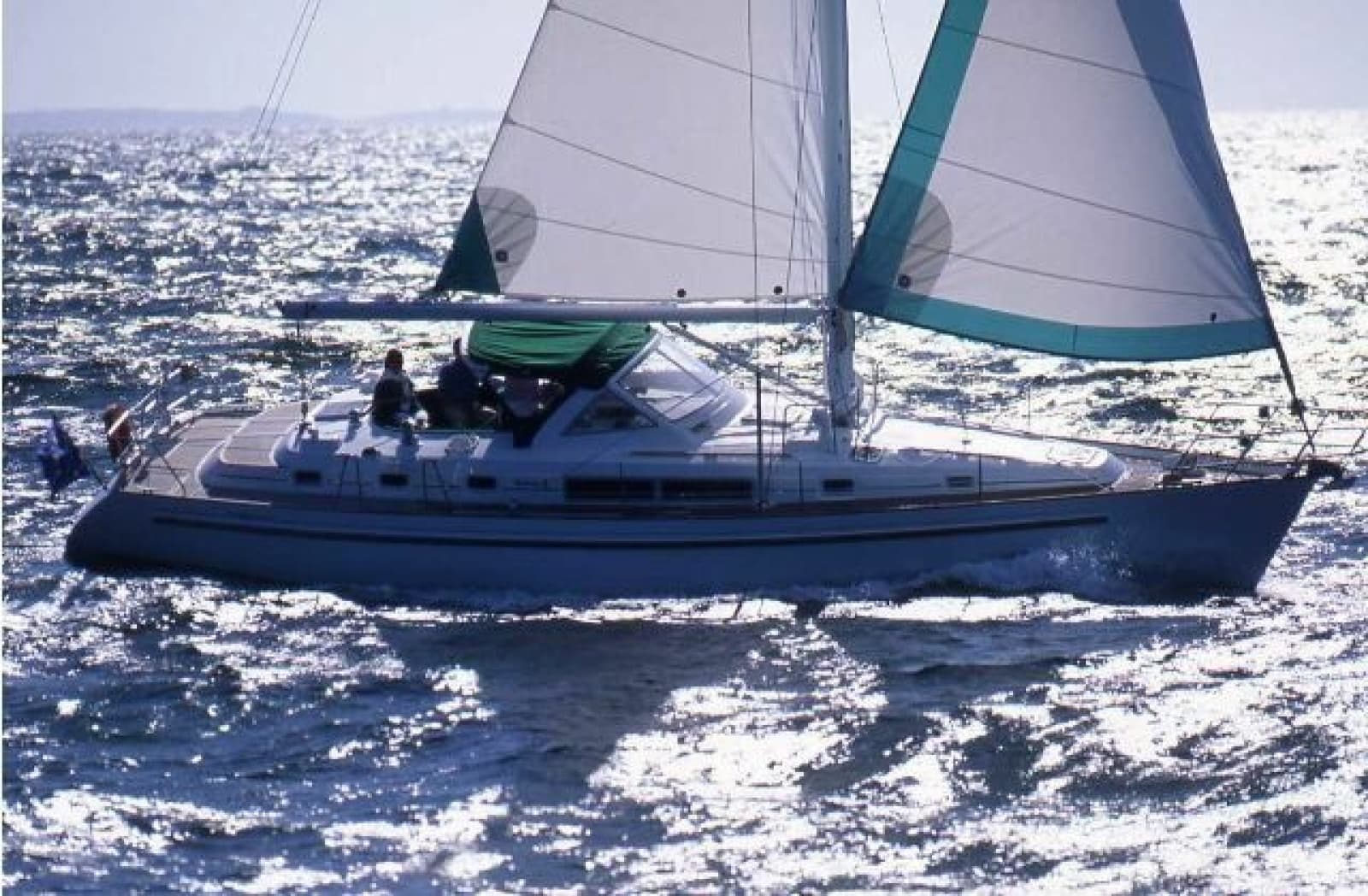 1995 Beneteau 44 Center Cockpit - Photo 4