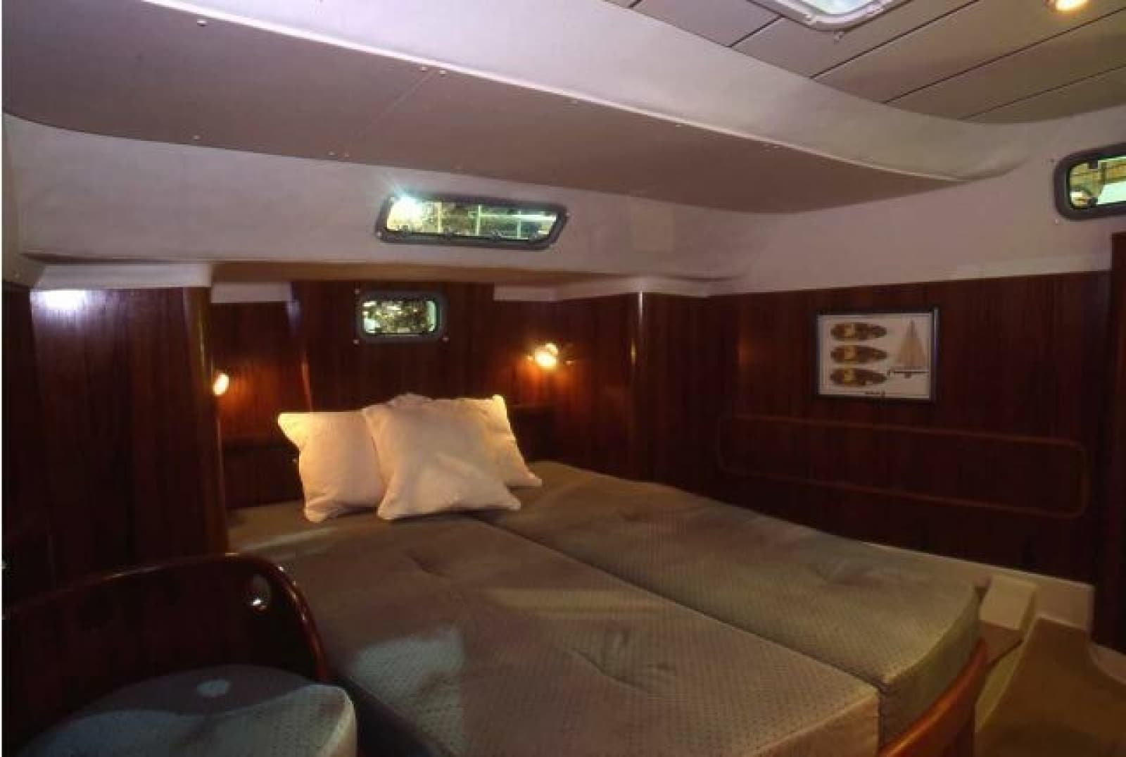 1995 Beneteau 44 Center Cockpit - Photo 8