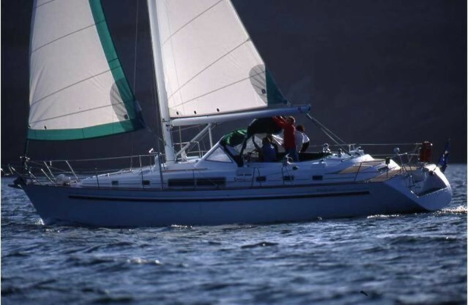 1995 Beneteau 44 Center Cockpit - Photo 3