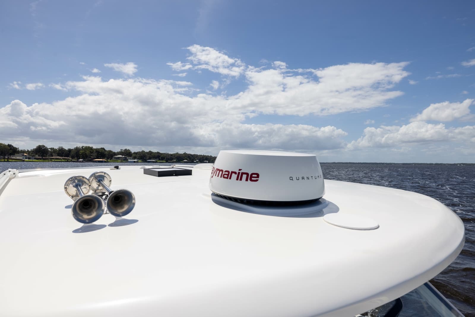 2021 Boston Whaler Realm - Photo 21