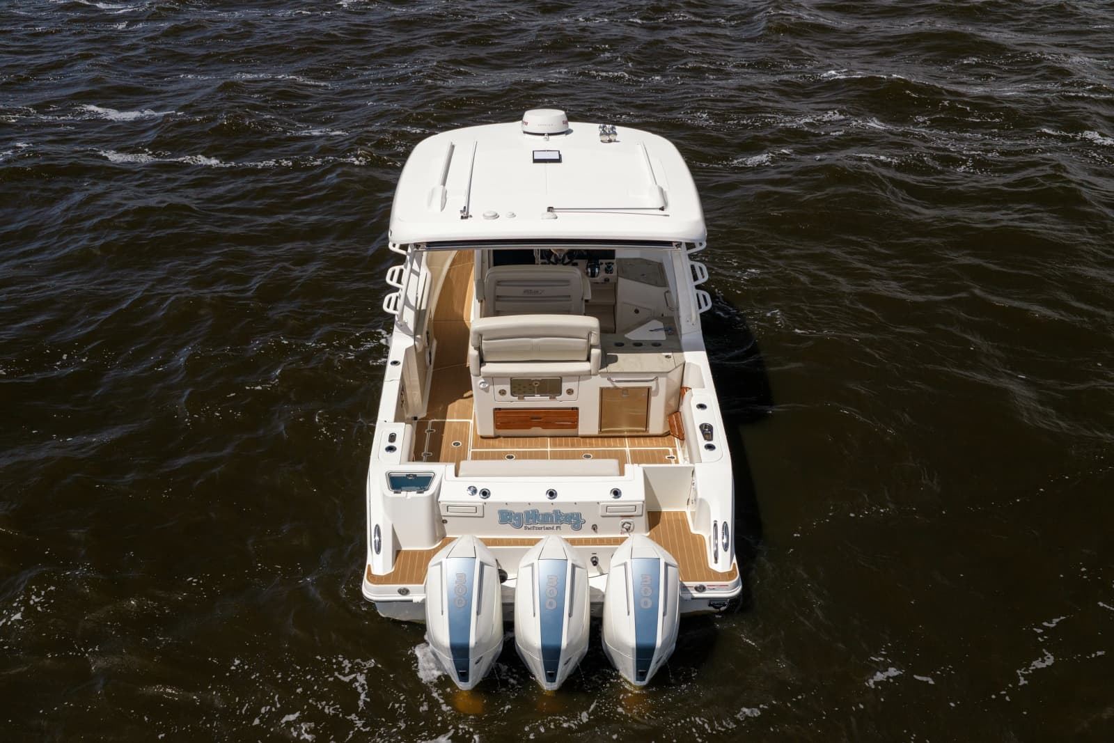 2021 Boston Whaler Realm - Photo 8