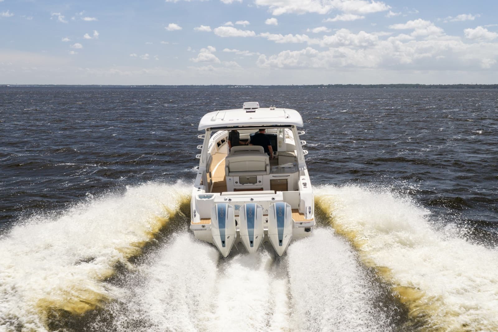 2021 Boston Whaler Realm - Photo 11