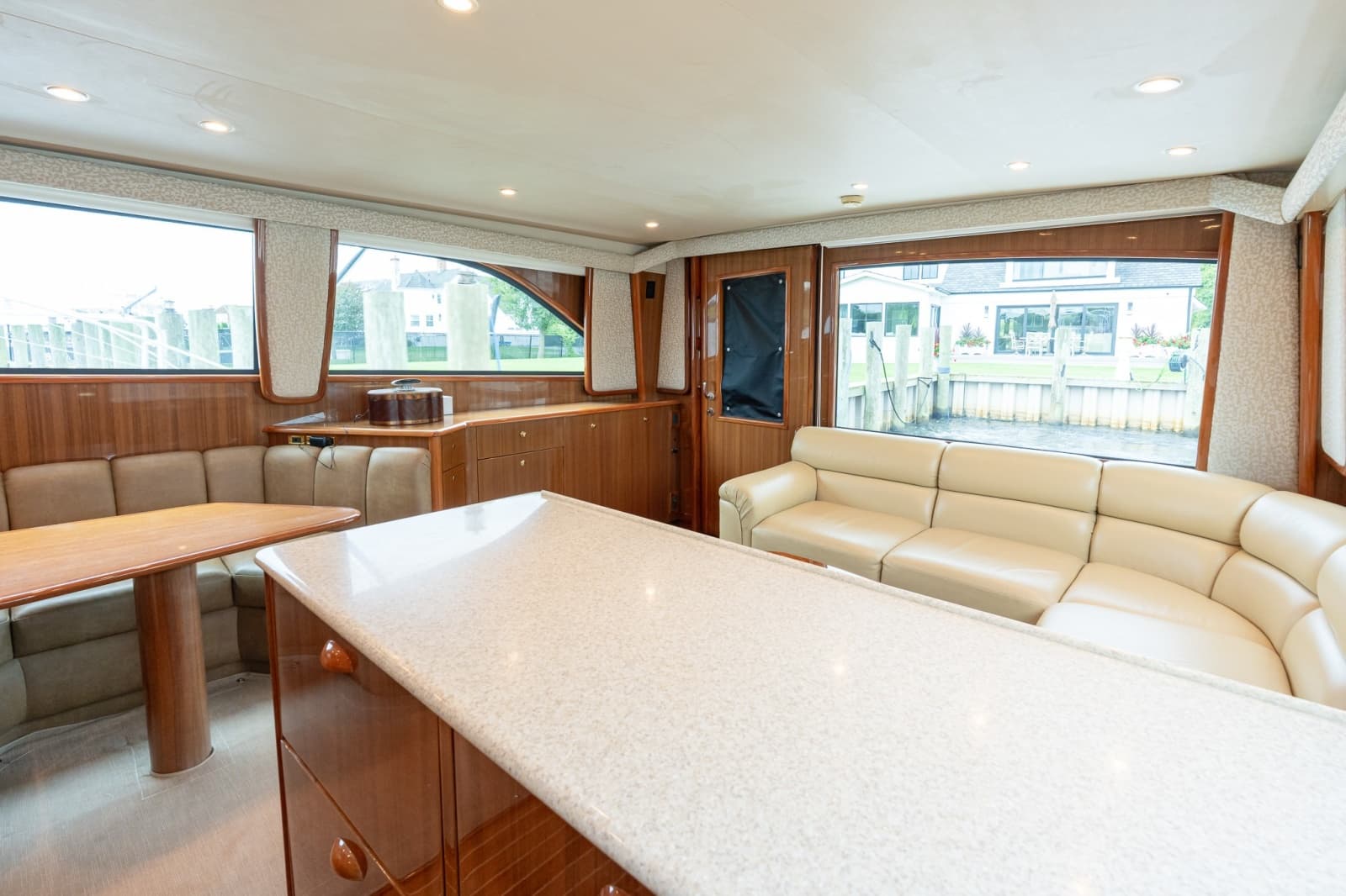 2007 Viking 48 Convertible - Photo 65