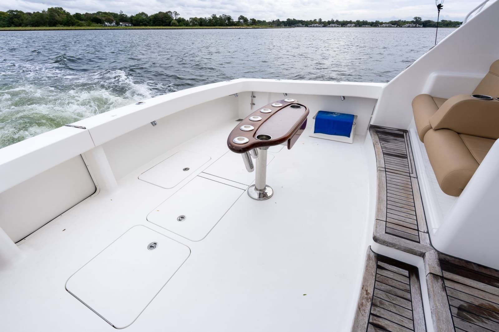 2007 Viking 48 Convertible - Photo 30