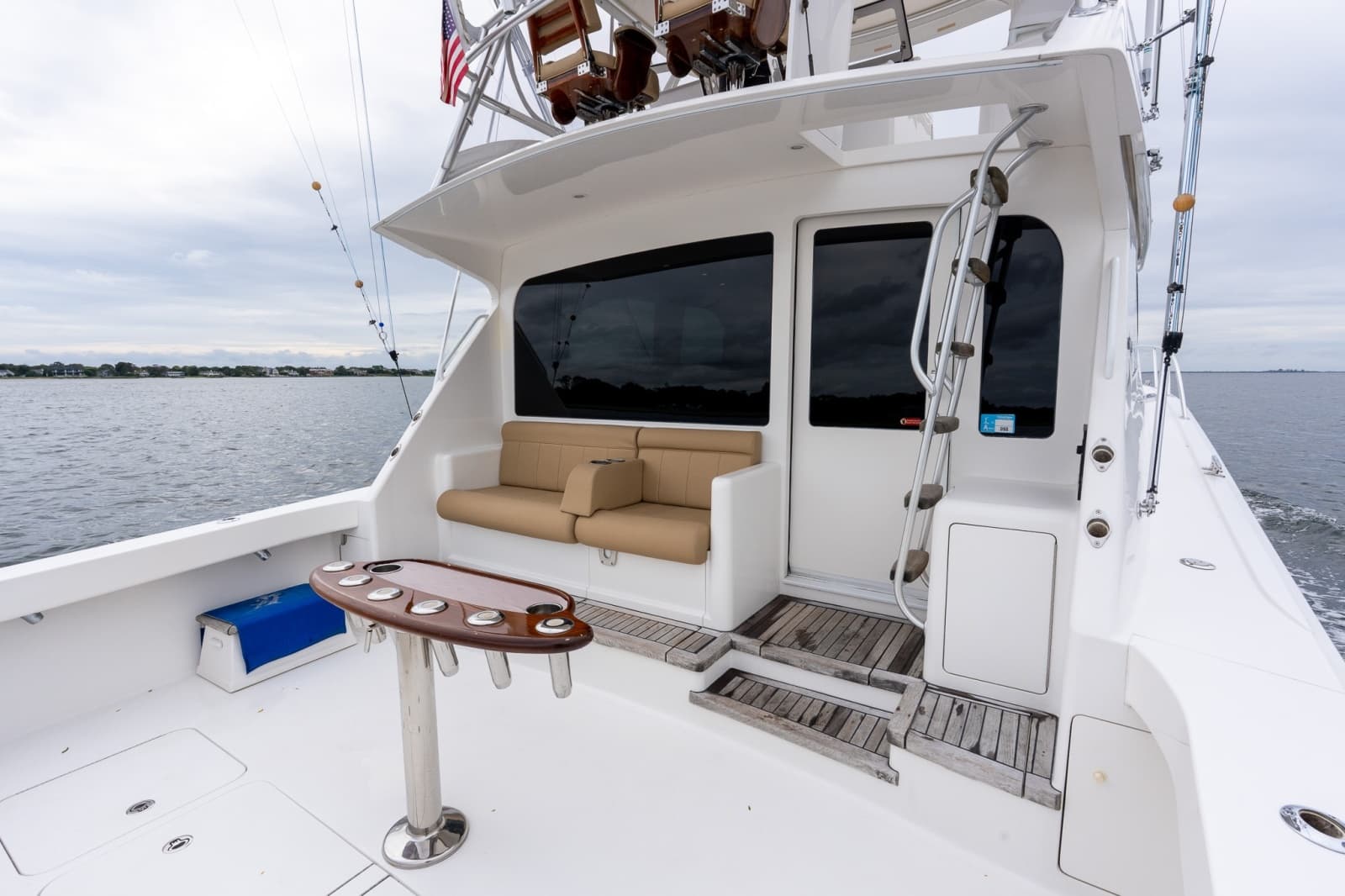 2007 Viking 48 Convertible - Photo 24