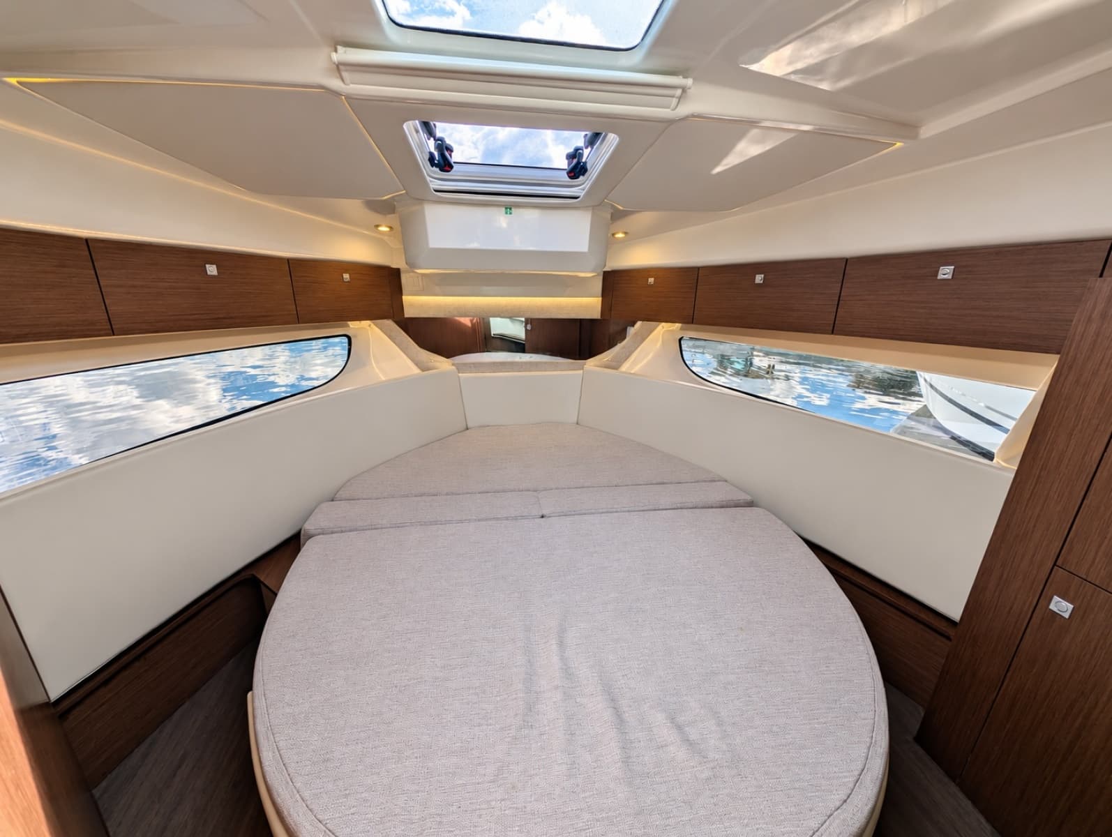 2022 Jeanneau NC 1095 Coupe - Photo 13