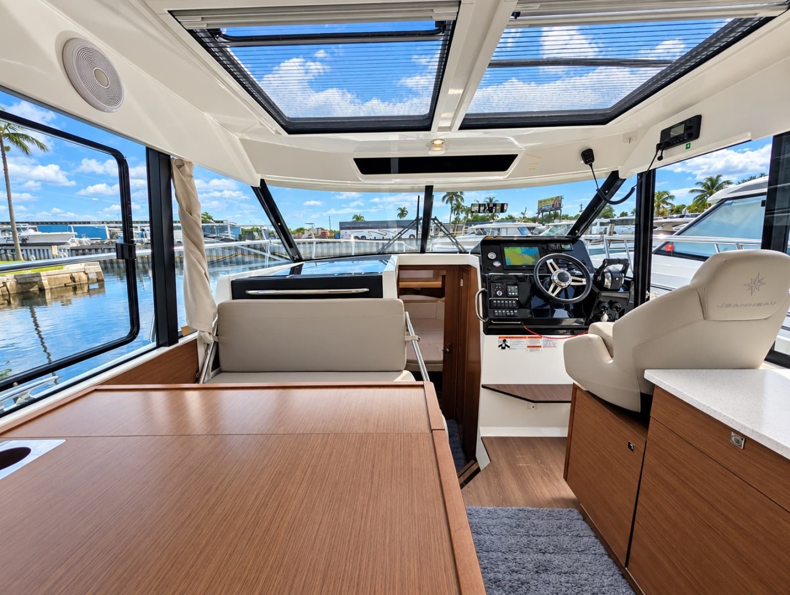 2022 Jeanneau NC 1095 Coupe - Photo 24