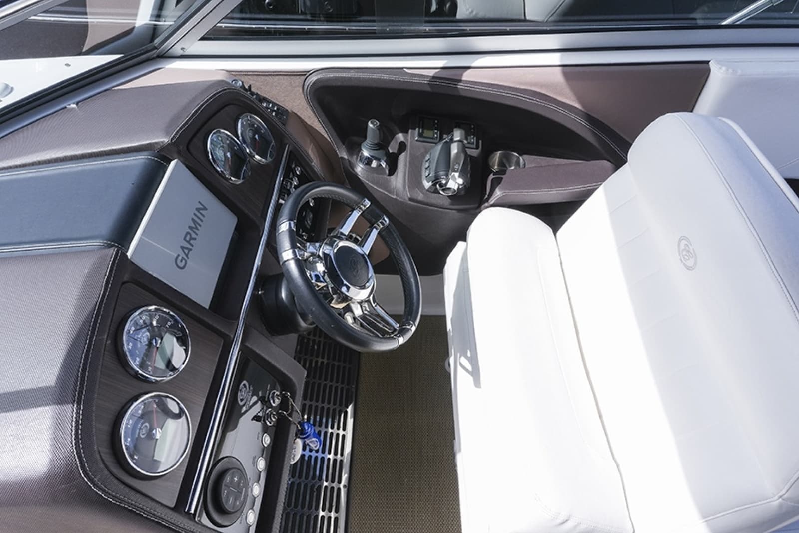 2014 Cobalt 296 - Photo 12