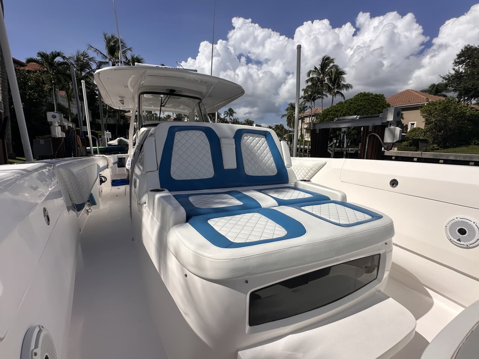 2020 Intrepid 407 Panacea - Photo 14