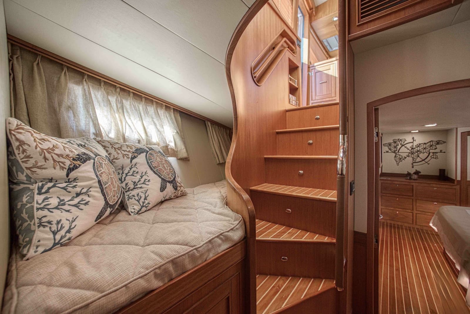 2017 Marlow Explorer 49E - Photo 14