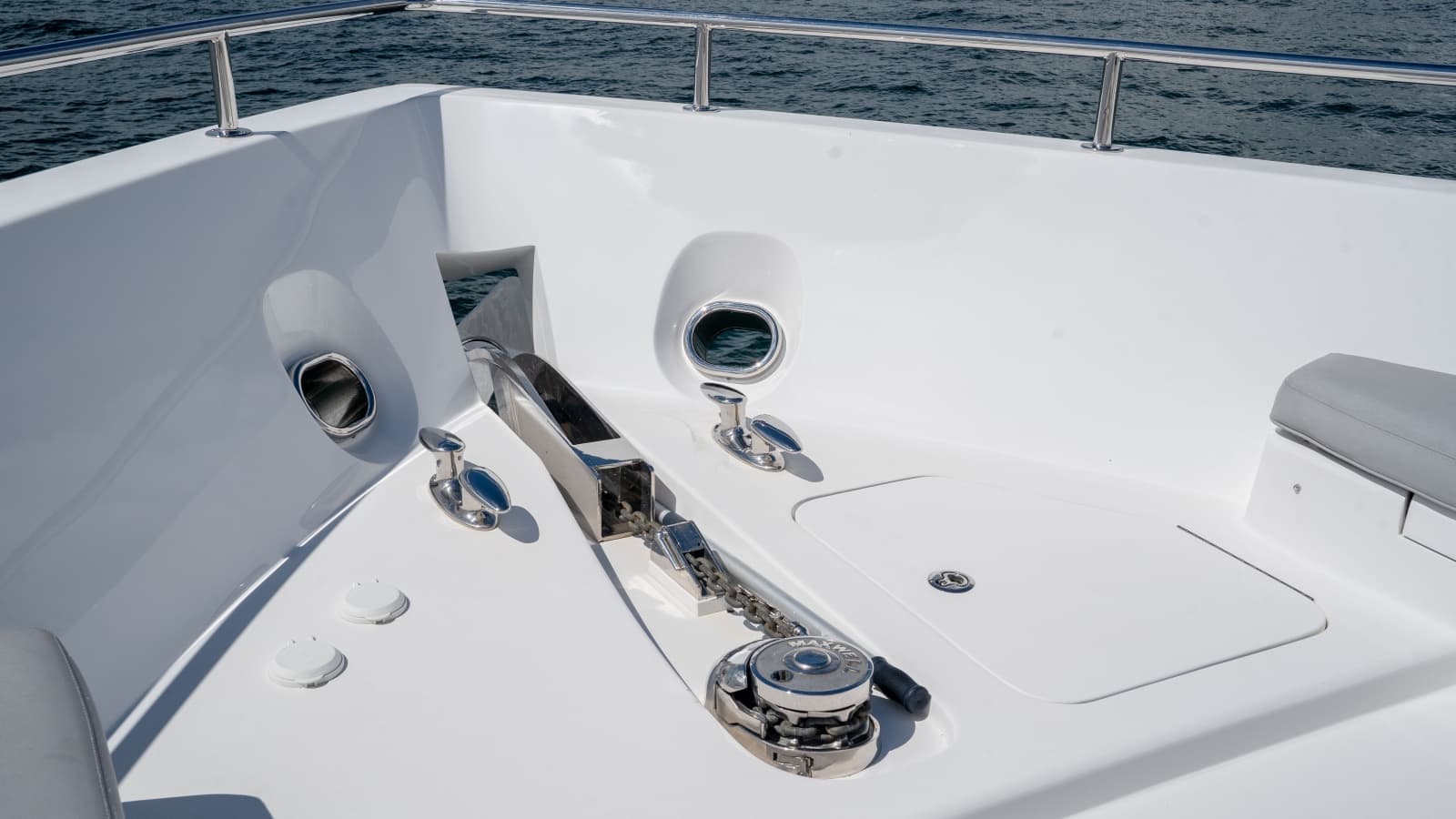2018 Hatteras M75 - Photo 24