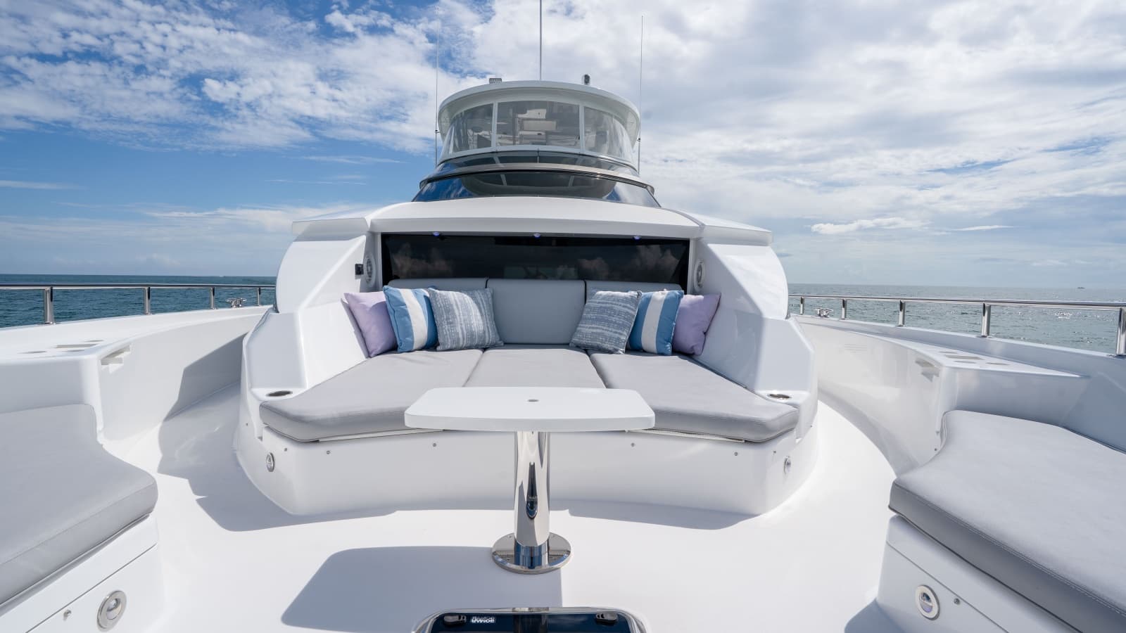 2018 Hatteras M75 - Photo 21