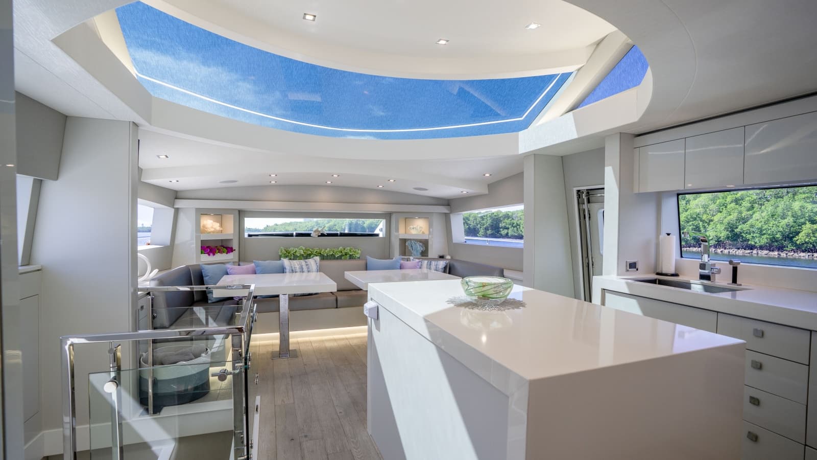 2018 Hatteras M75 - Photo 33