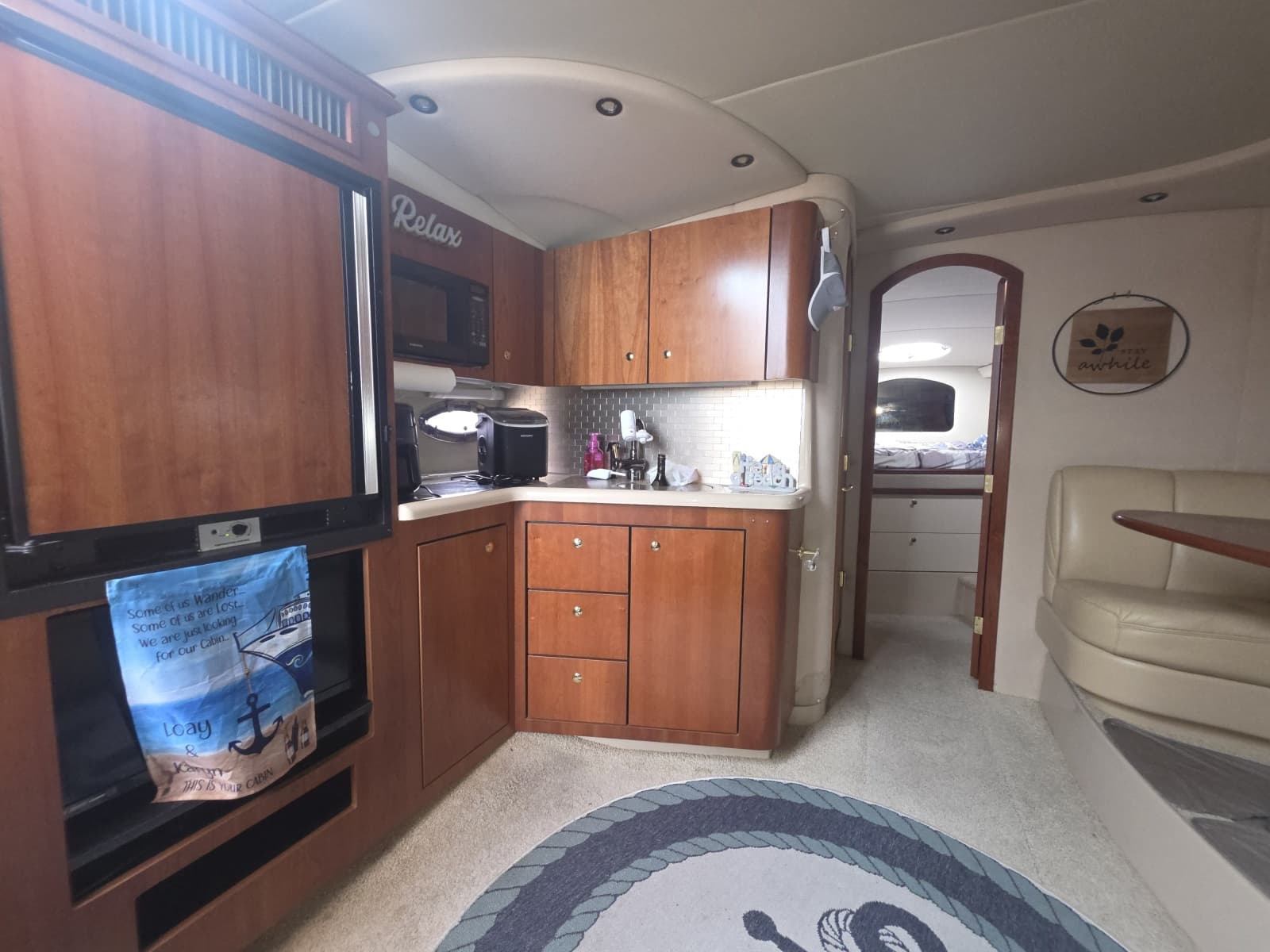 2001 Cruisers Yachts 3572 - Photo 32