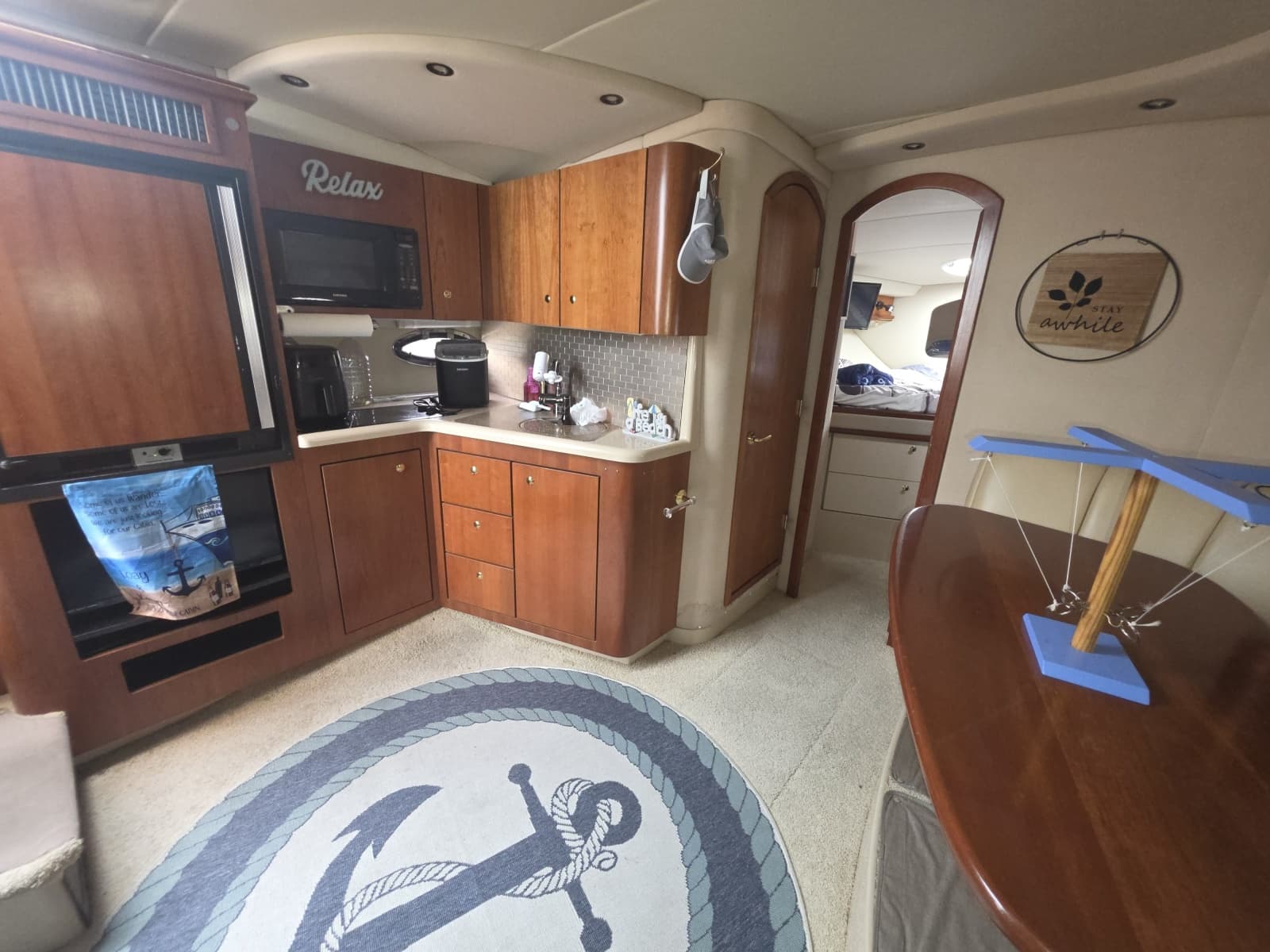 2001 Cruisers Yachts 3572 - Photo 30