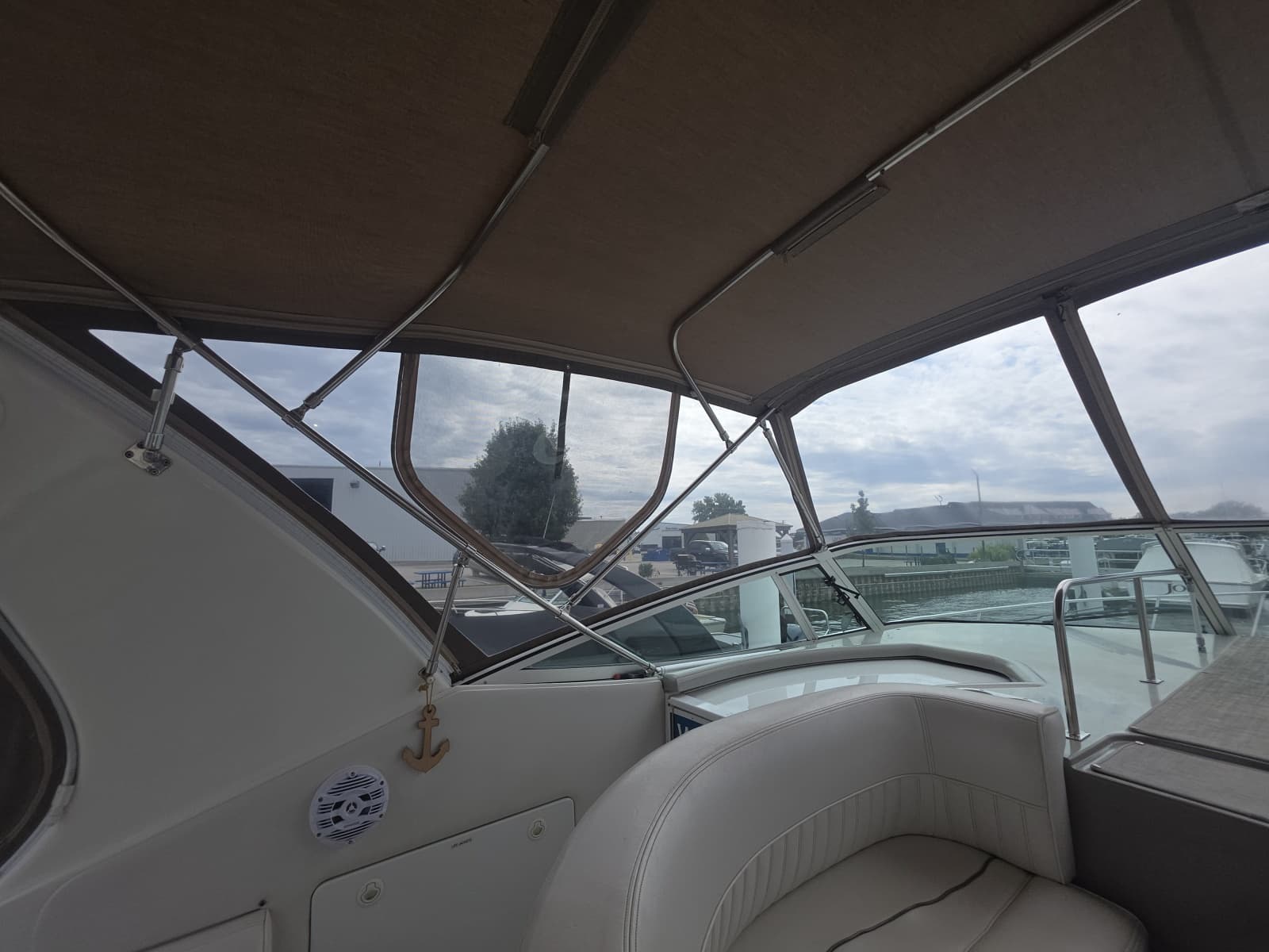 2001 Cruisers Yachts 3572 - Photo 45
