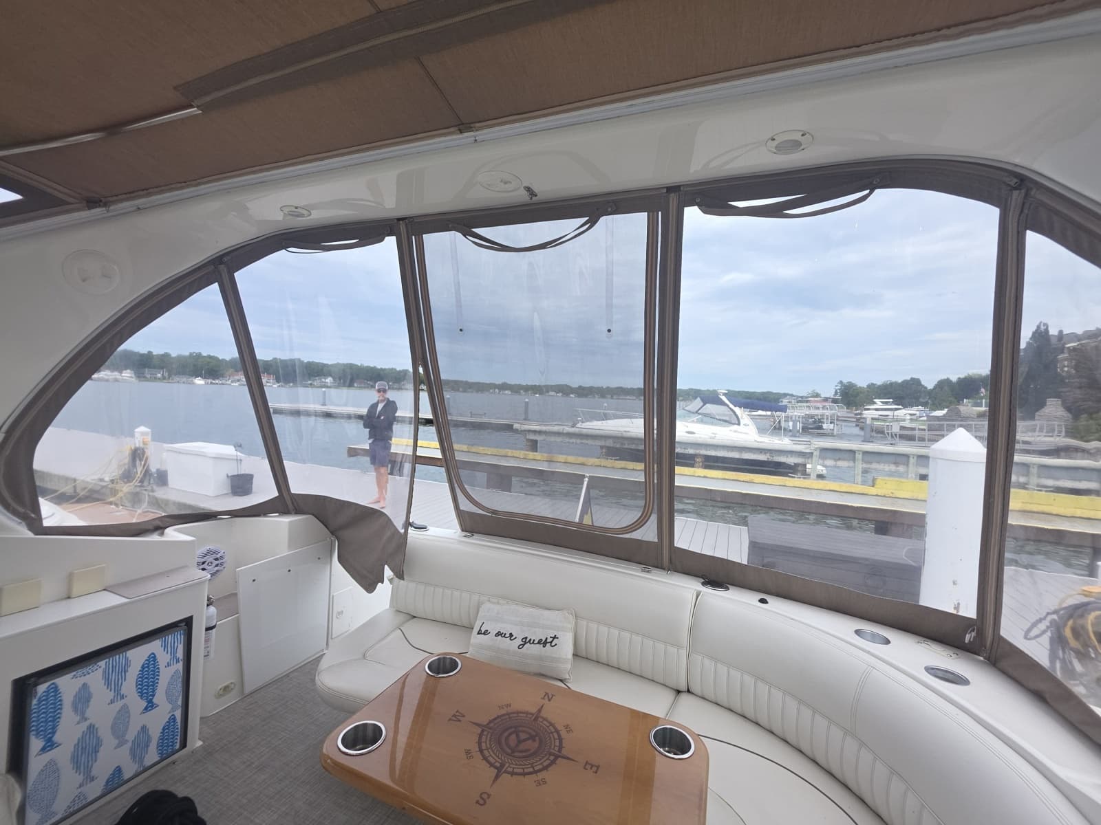 2001 Cruisers Yachts 3572 - Photo 42