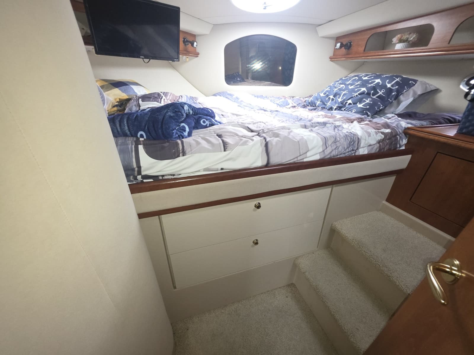 2001 Cruisers Yachts 3572 - Photo 34