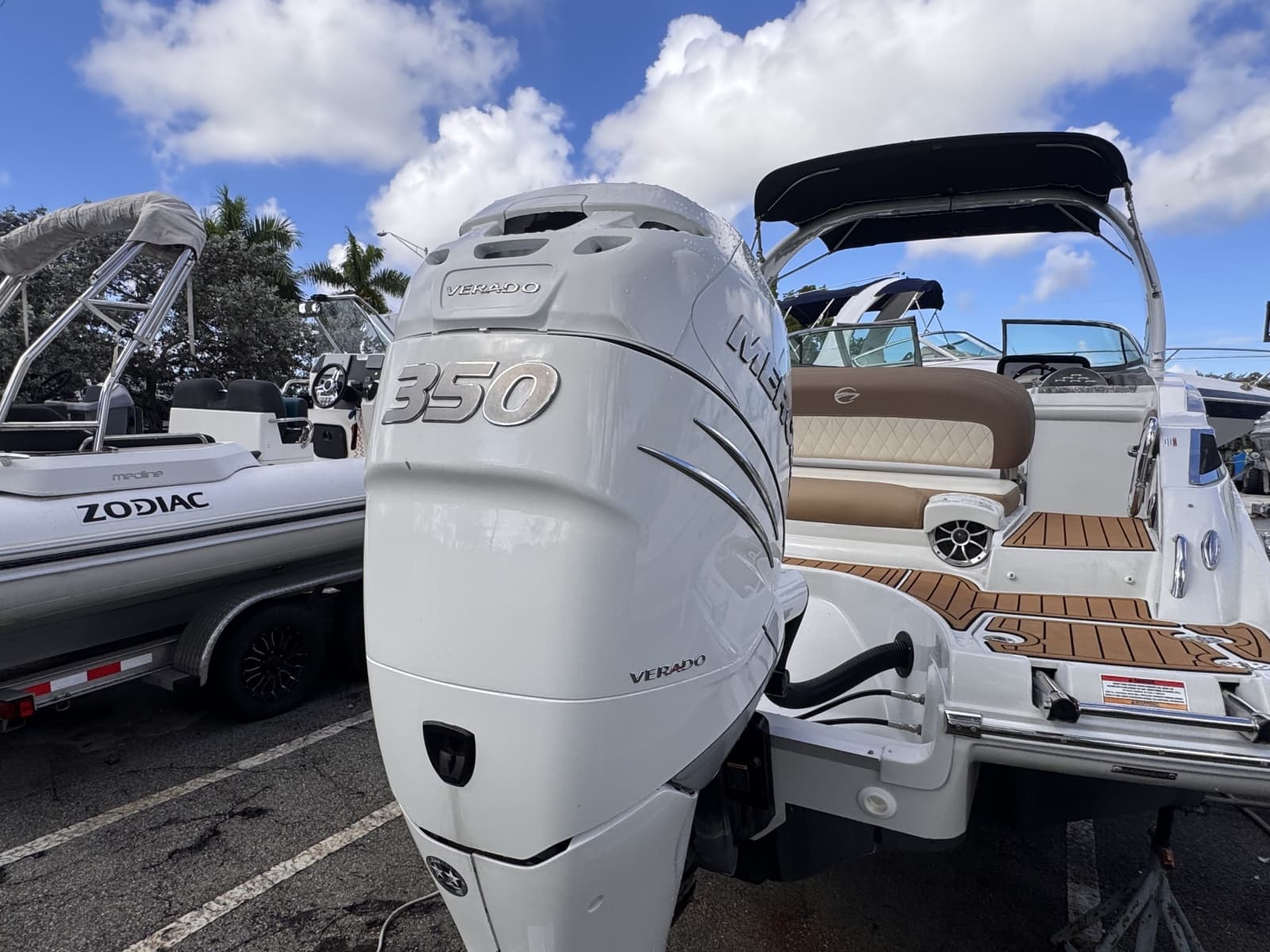 2022 Crownline  - Photo 4