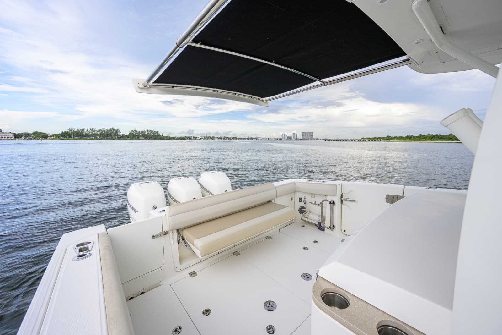 2018 Boston Whaler 380 Outrage - Photo 21