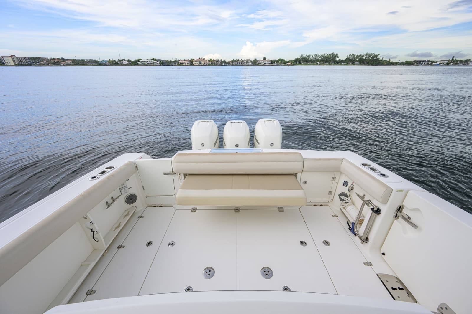 2018 Boston Whaler 380 Outrage - Photo 31