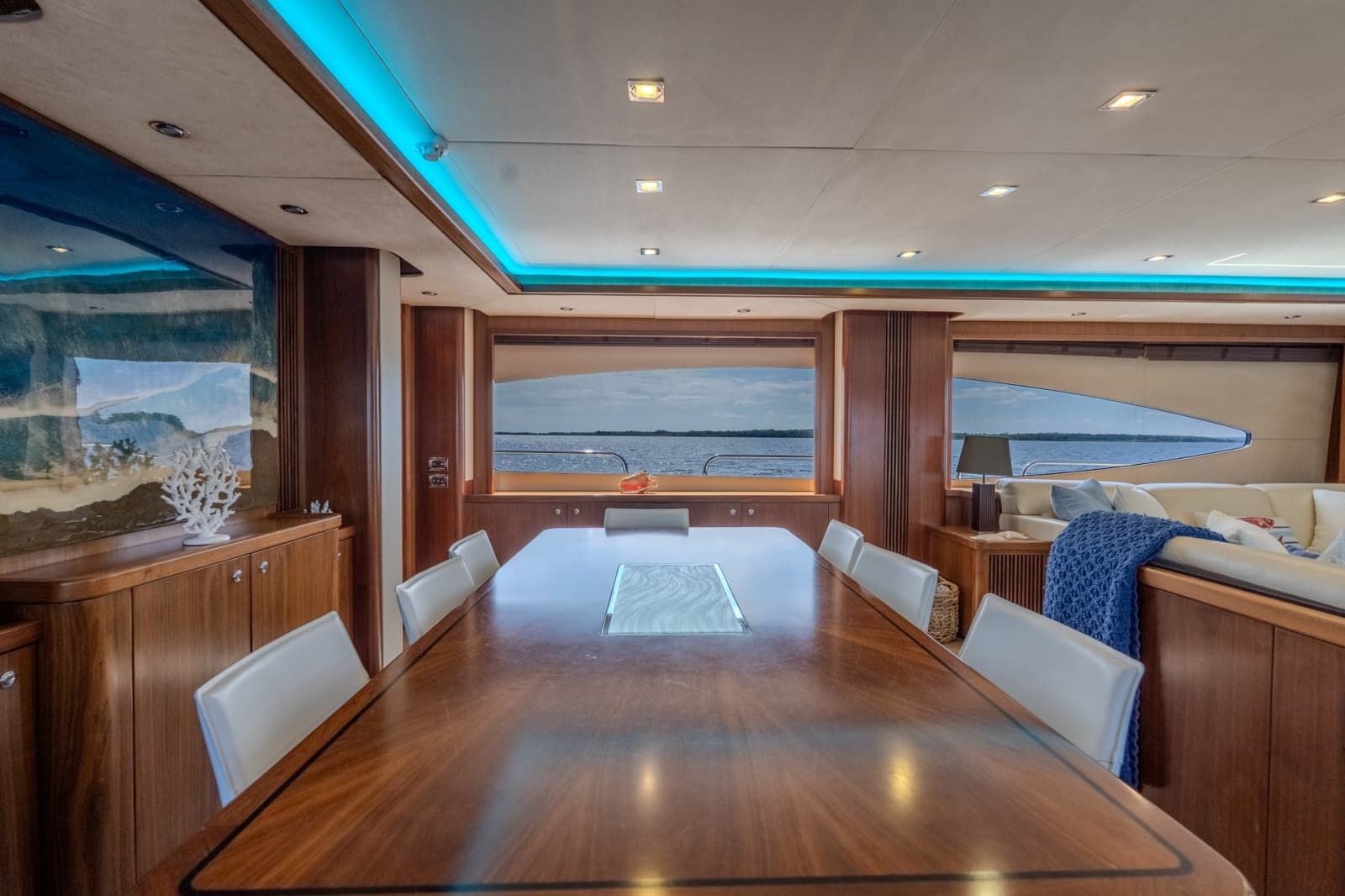 2004 Sunseeker 105 Yacht - Photo 48