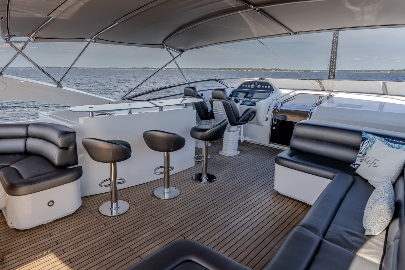 2004 Sunseeker 105 Yacht - Photo 18