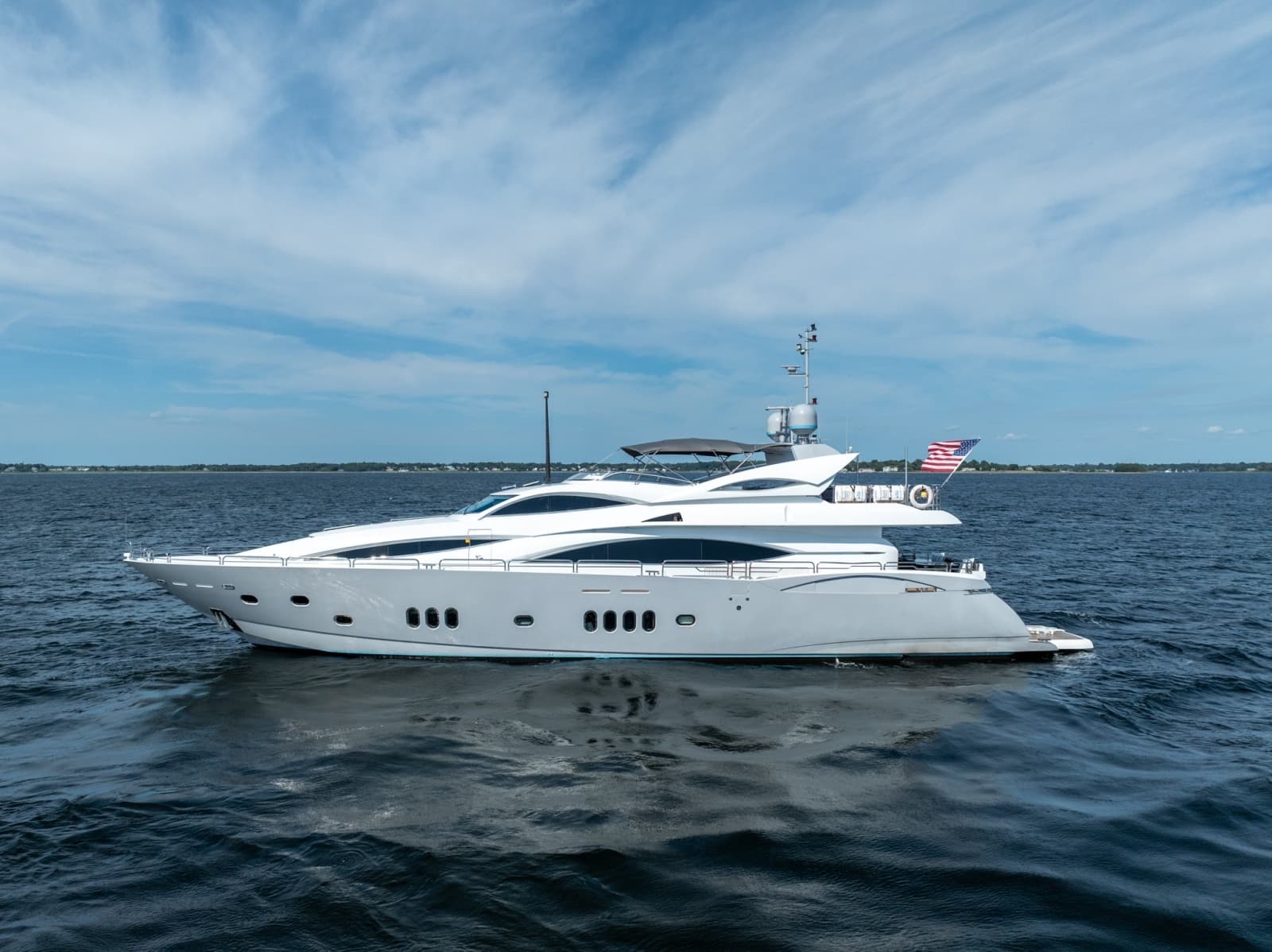 2004 Sunseeker 105 Yacht - Photo 10