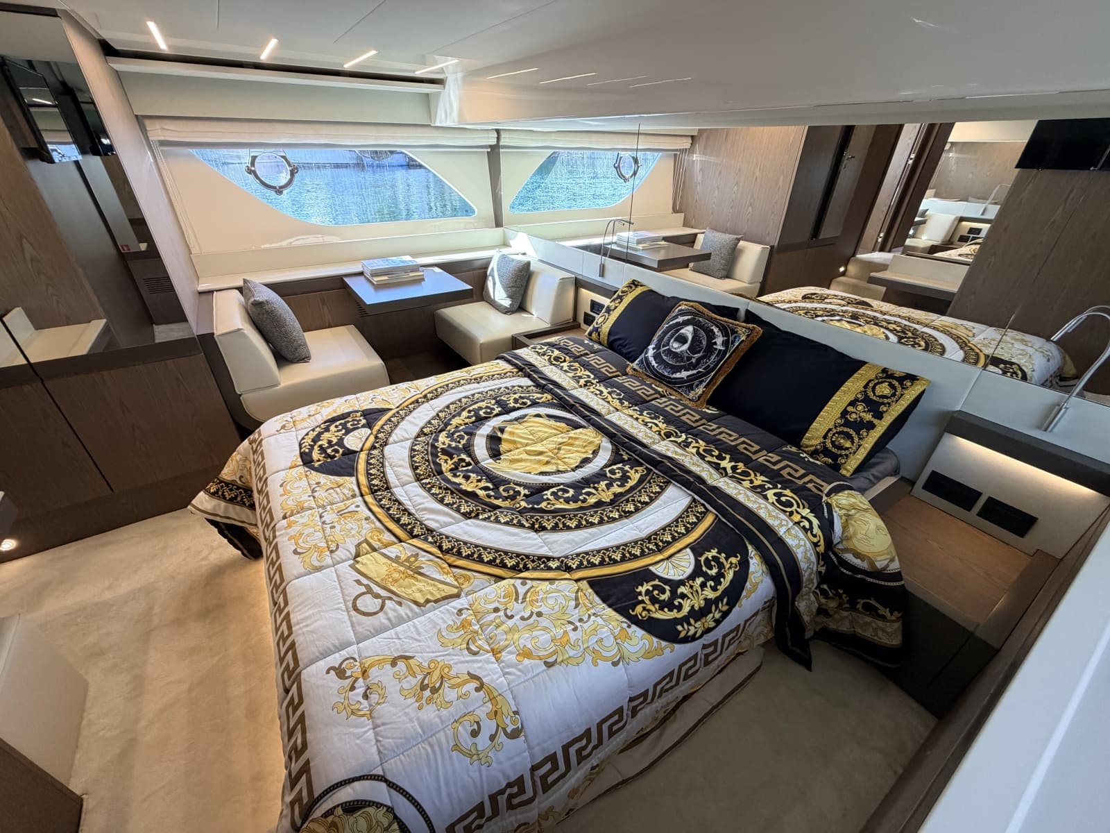 2020 Ferretti Yachts 550 Fly - Photo 38