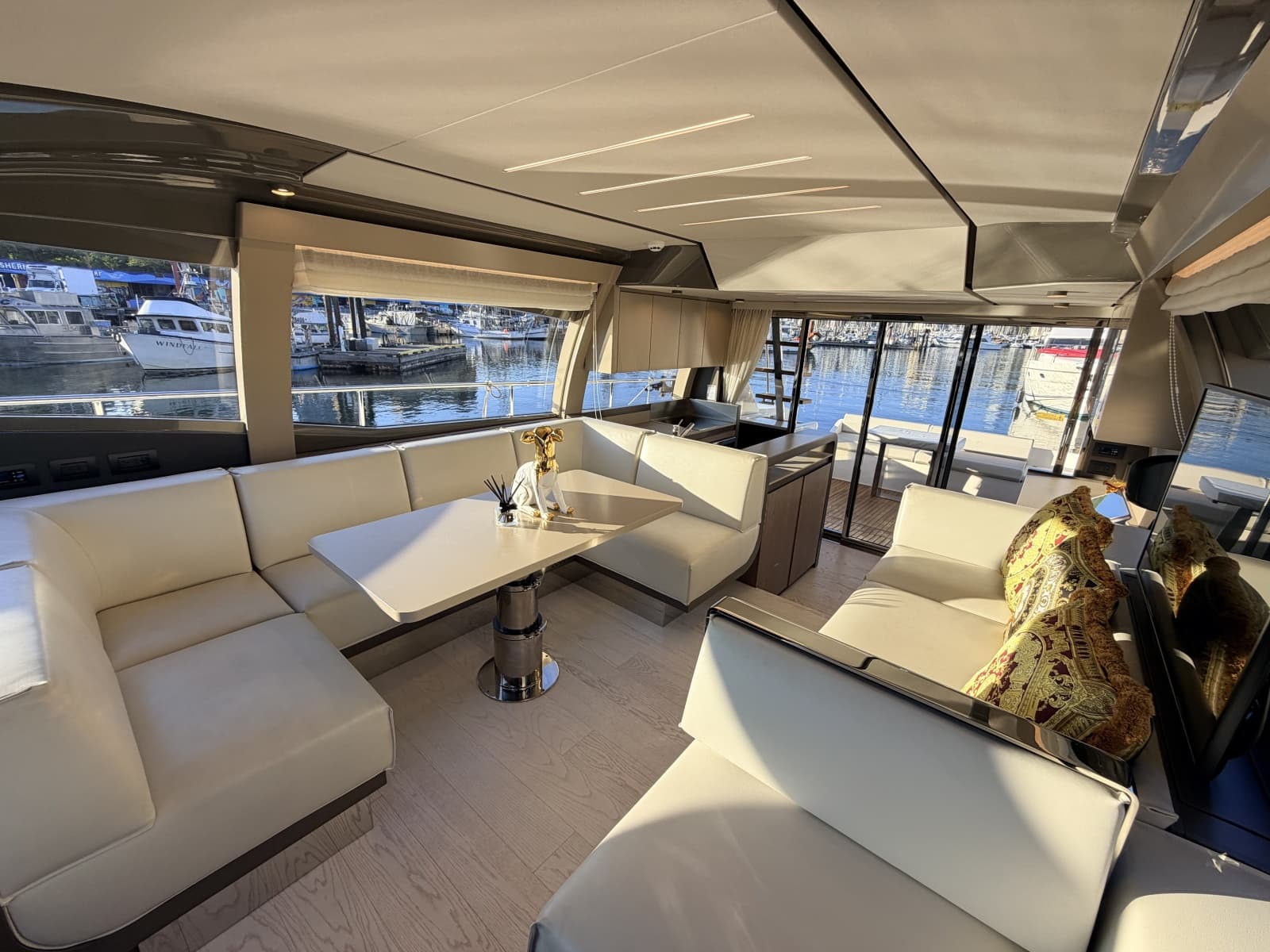 2020 Ferretti Yachts 550 Fly - Photo 21