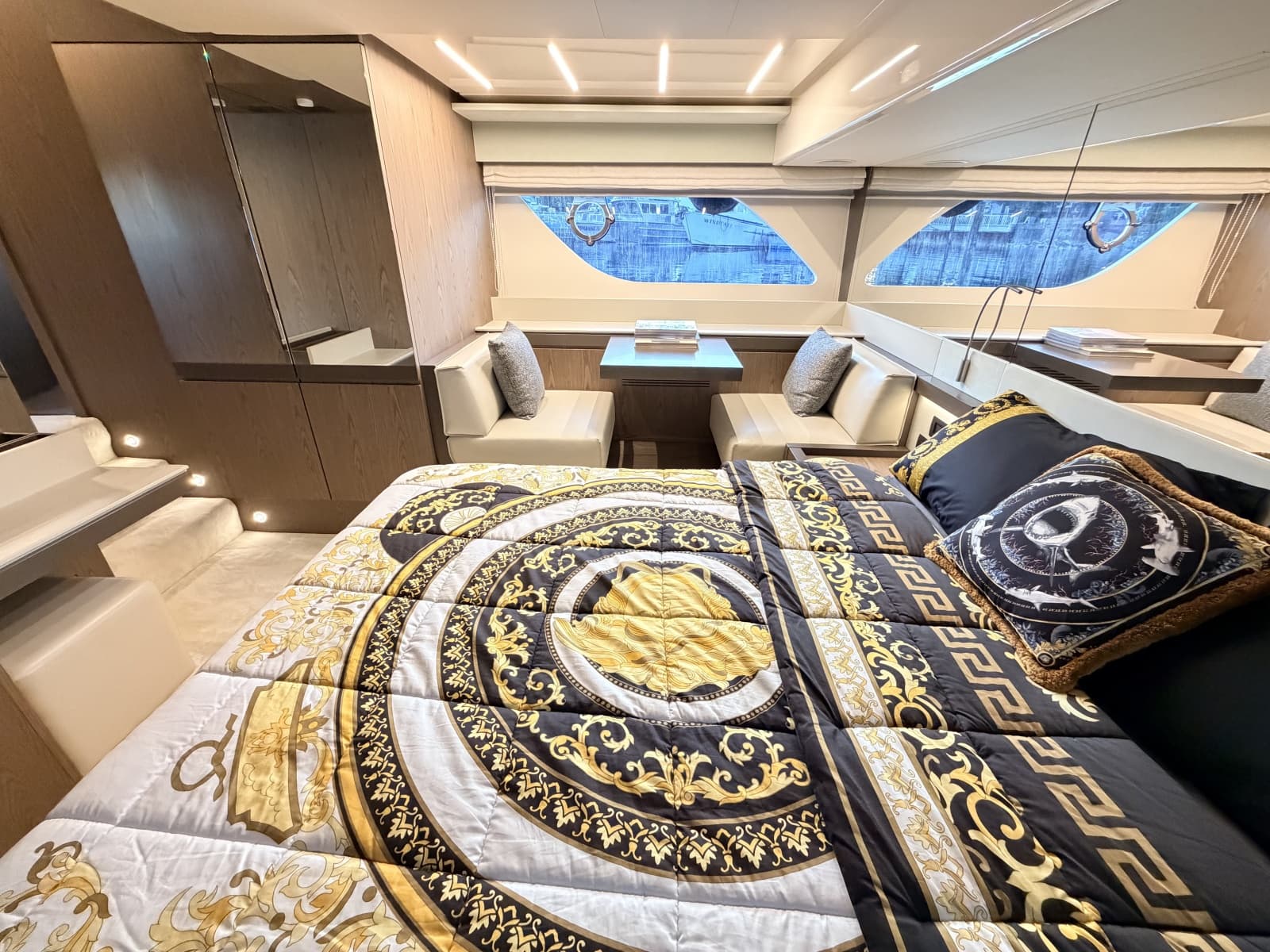 2020 Ferretti Yachts 550 Fly - Photo 37