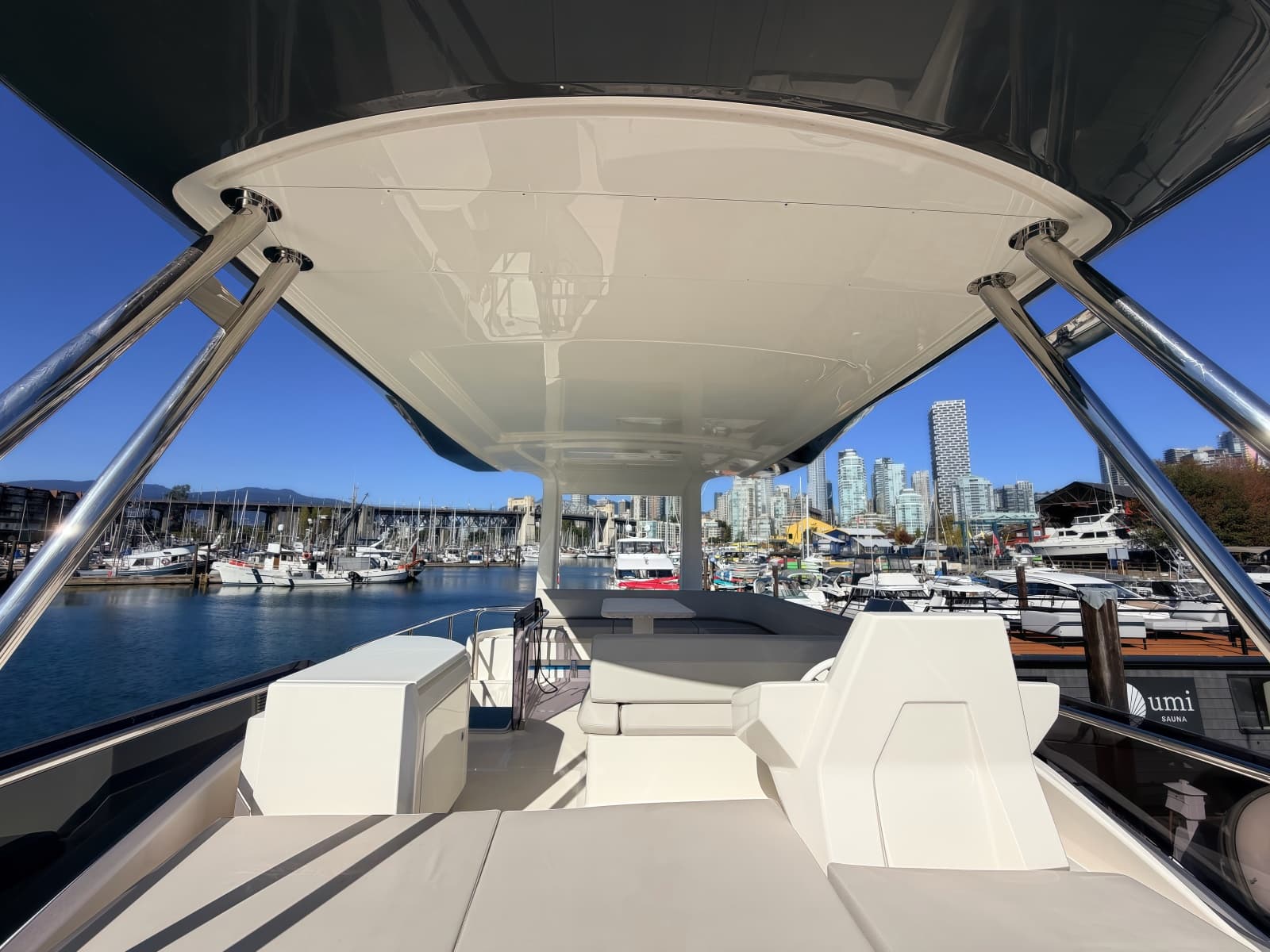 2020 Ferretti Yachts 550 Fly - Photo 33