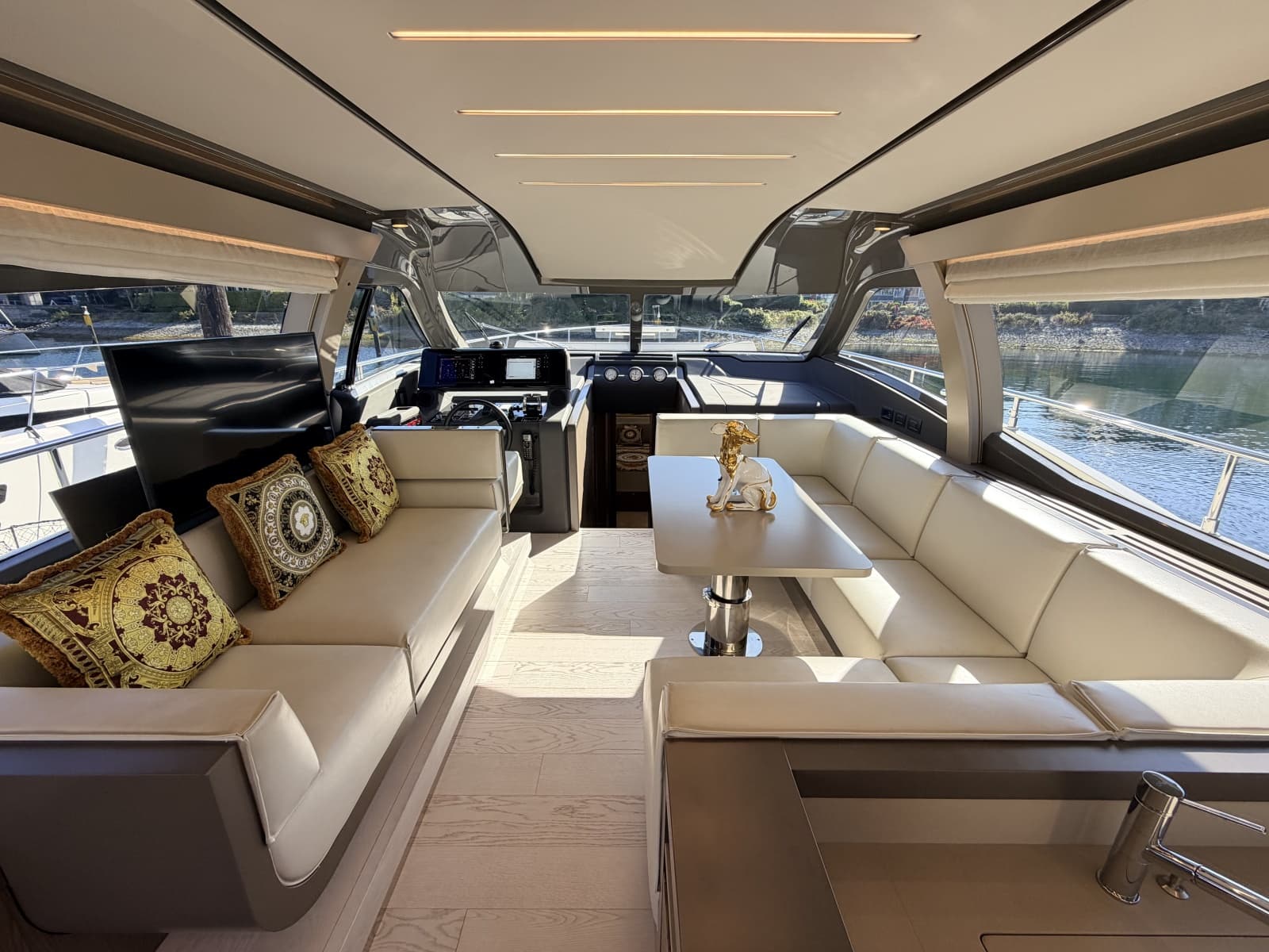 2020 Ferretti Yachts 550 Fly - Photo 17